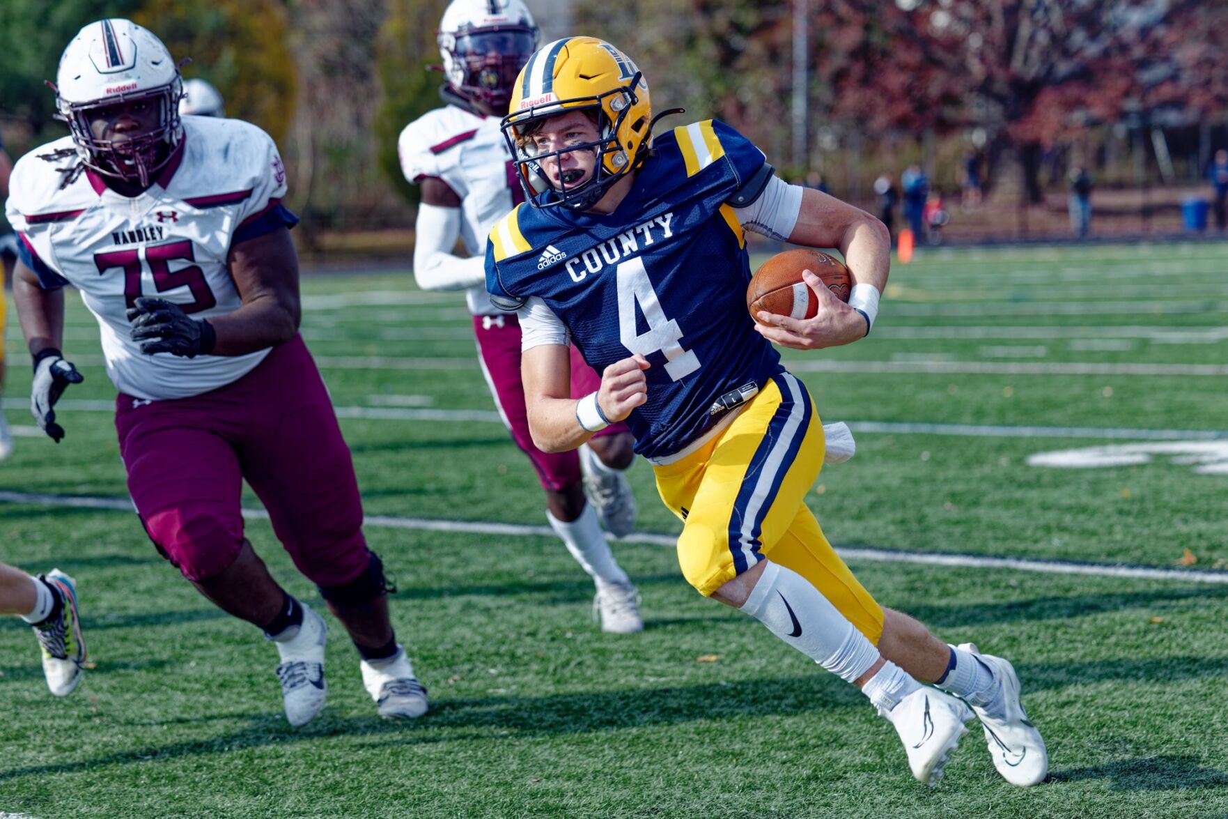 JHHS v LCHS football_14.jpg